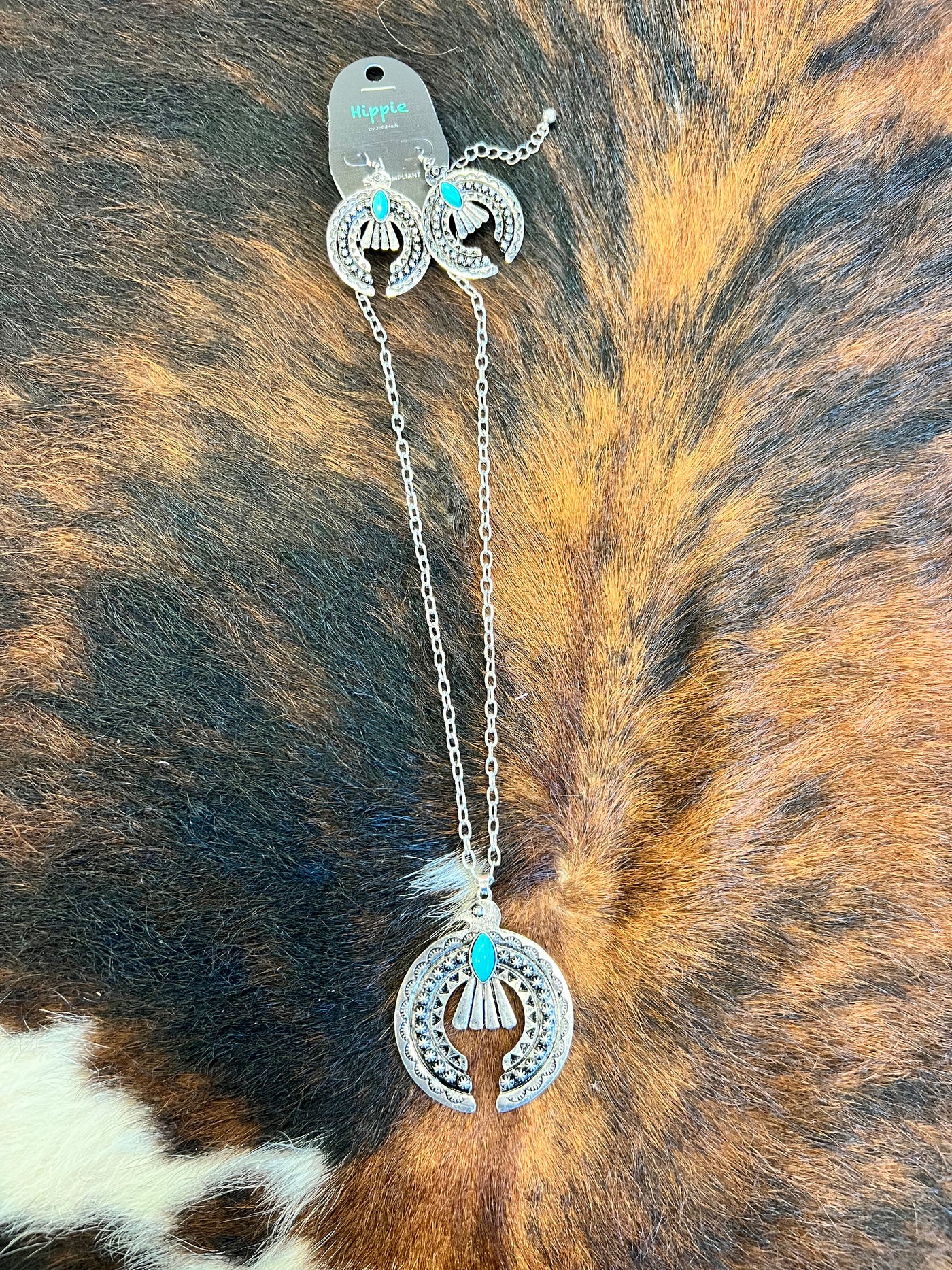 Turquoise Thunderbird Necklace Set